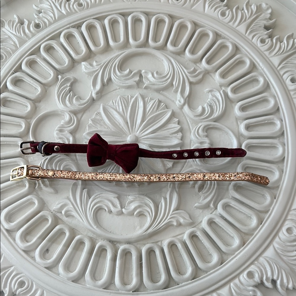 Classy Christian Siriano Gold Glitter & add.burgundy bowTie Dog Collar XS/S NWOT